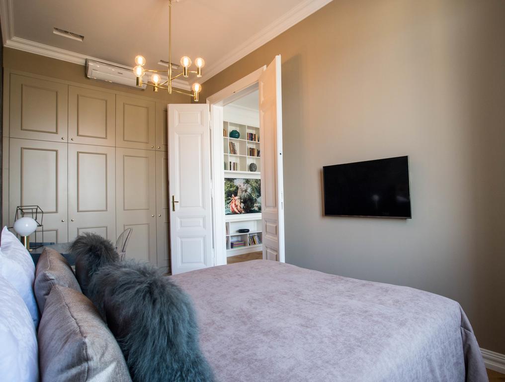 Broadway Apartament *